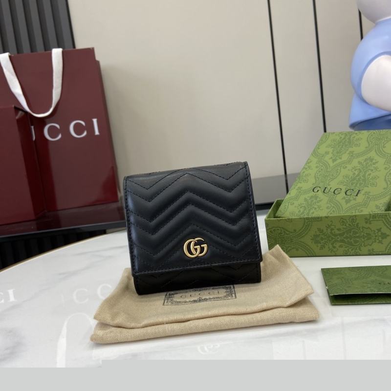 G*u*i wallets & purse